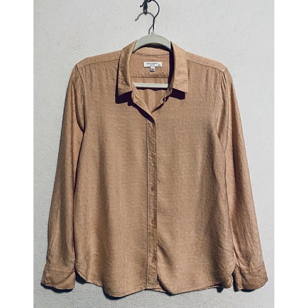 Equipment Femme Top Womens Medium Peachy Orange Textured Button Up Work Career